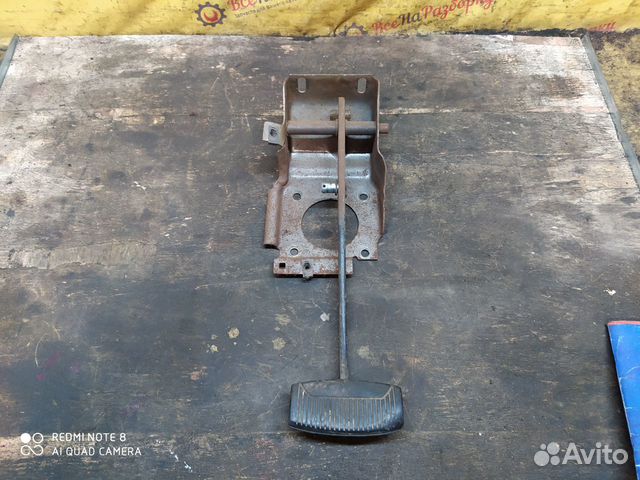 Педаль тормоза Ford Econoline e350 5.8л