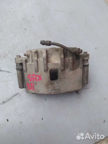 Суппорт передний правый Cadillac SRX 04-09