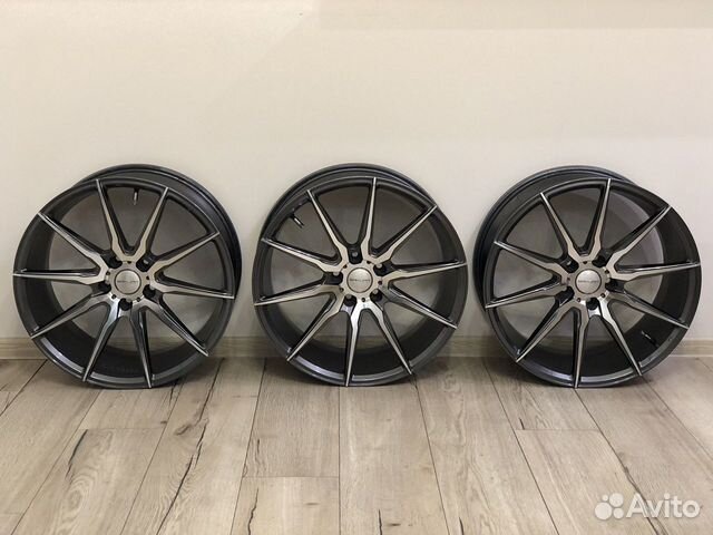 Литые диски R19 Sakura Wheels 3757W