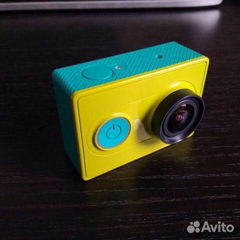 Экшн камера Xiaomi Yi 2K 30fps Зеленая Отличное со