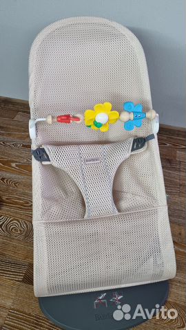 Шезлонг babybjorn оригинал +игрушка