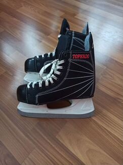 Коньки хоккейные