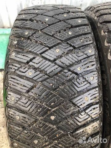 Goodyear UltraGrip Ice Arctic SUV 285/60 R18