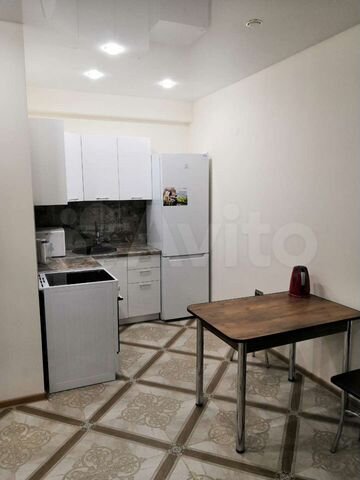 2-к. квартира, 40 м², 2/12 эт.