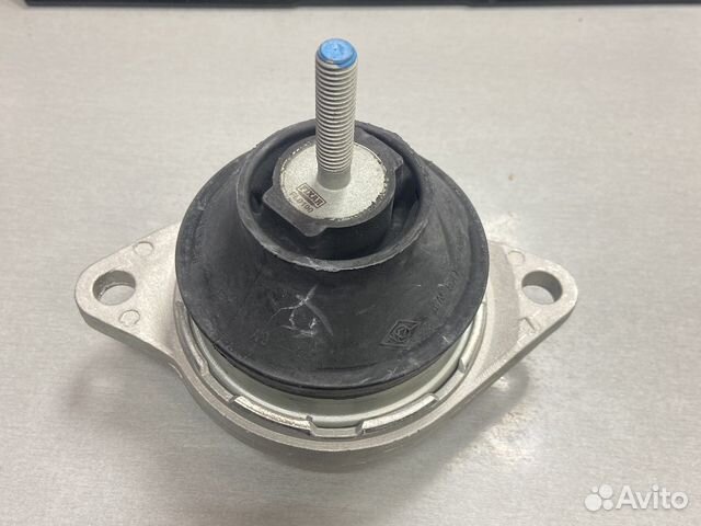 Audi 100 А6 с4 45 кузов опора двигателя