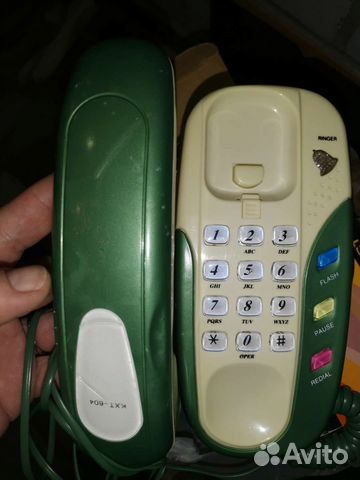 Телефон