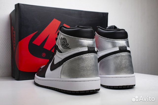 Nike Air Jordan 1 Retro High OG 