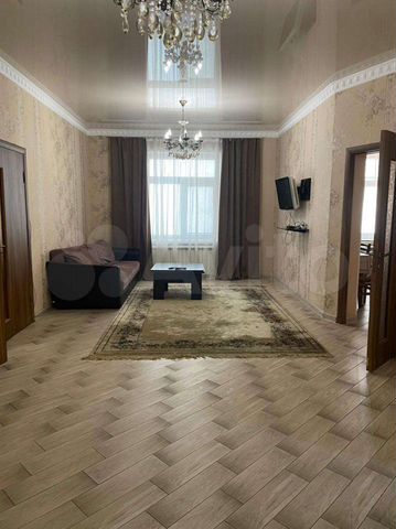 3-к. квартира, 118 м², 2/4 эт.