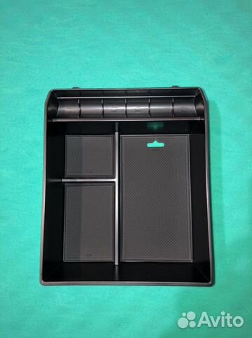 Лоток в Подлокотник Land Cruiser Prado