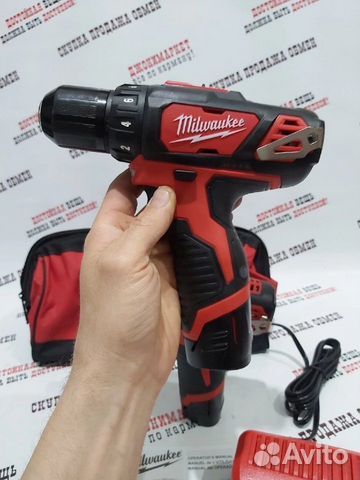 NEW milwaukee M12 cordless combo drill KIT 2494-22