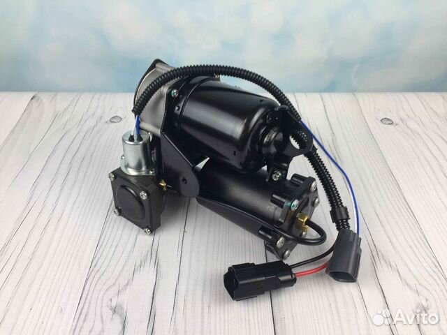 Компрессор пневмоподвески Land Rover Discovery 3 1