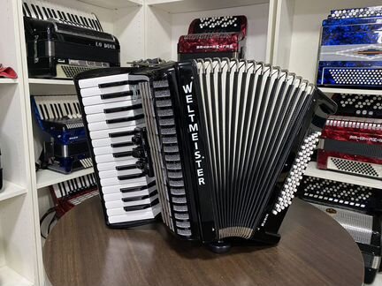 Аккордеон Weltmeister Rubin