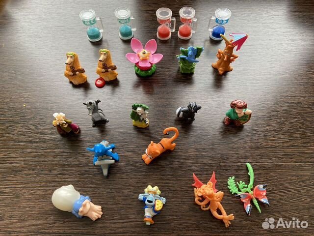 Игрушки из Киндер яиц