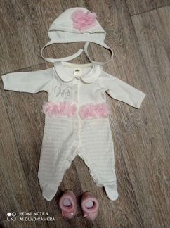 Комплект на выписку для девочки