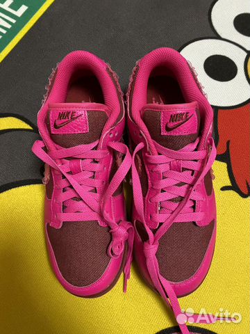 Nike Dunk Low Valentine’s Day