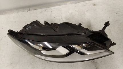 Фара правая VW Passat CC рестайл