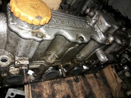 Гбц Oпель распредвал с постелью Оpel C20NE