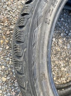 Nokian Hakkapeliitta r2 245/40 r18 1 шт