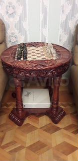 Ломберный стол с шахматами из камня