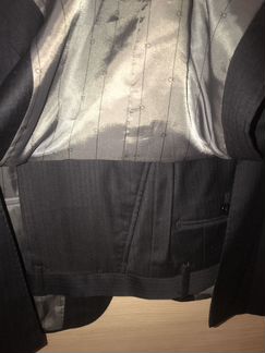 Мужской костюм Calvin Klein р.50 антрацит/полоска