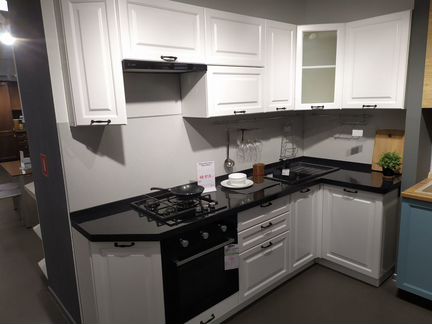 Кухонные гарнитуры