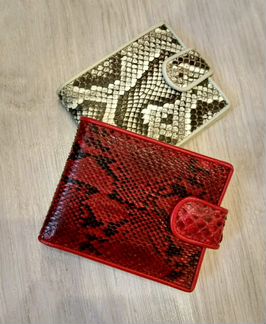 Красный и белый кошелёк из натуральной кожи питона