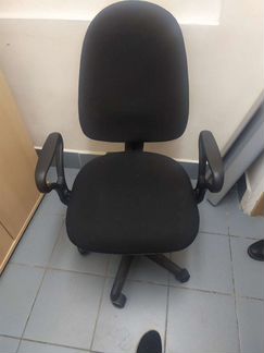 Стеллаж шкаф и стол кресло