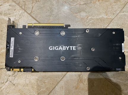 Видеокарта Gtx1080 Gigabyte без кожуха