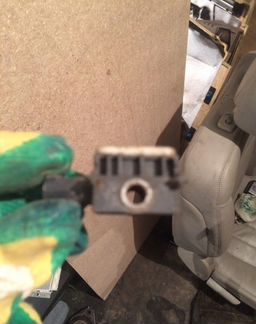 Датчик удара Mercedes w164 w251 x164 w221 ML S 164