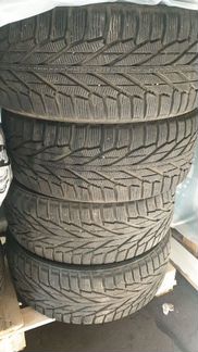Шины липучка Nokian 255 55 18 зима