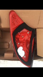 Фонарь задний toyota RAV4 05-08