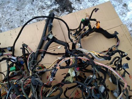 Проводка Peugeot 406 с блоками предохранителей