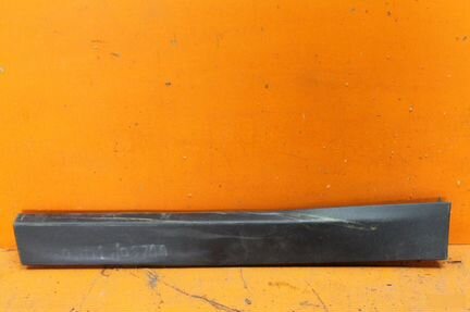 Молдинг двери задний левый Bmw X1 F48 2015-Нв