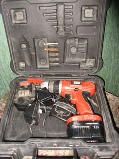 Шуруповёрт black dacker 12V