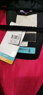 Roxy новая зимняя куртка 1400см, 150см