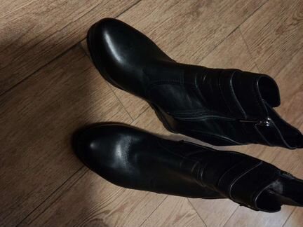 Полусапожки женские зимние 39 размера