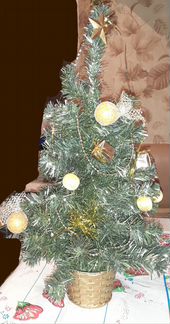 Елка 48 см с игрушками