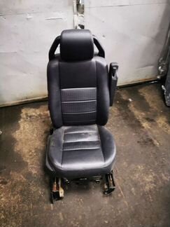 Сиденье переднее правое дискавери 3