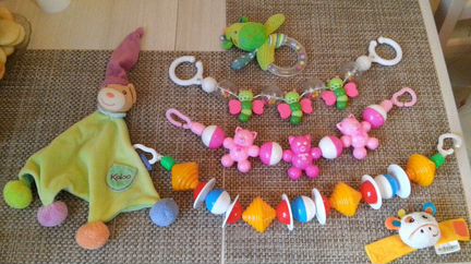 Растяжки-погремушки