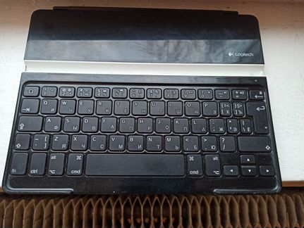 Bluetooth клавиатура Logitech