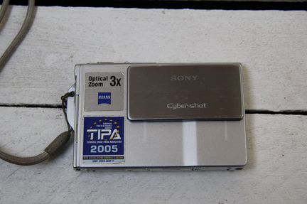Cyber-shot DSC-T7, 2005 год