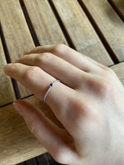 Тоненькое серебряное кольцо