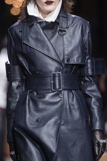 Кожанный тренч Yang Li