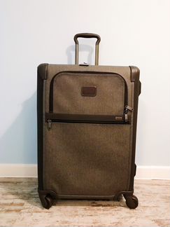 Чемодан Tumi Alpha 2
