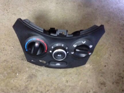 Hyundai Solaris управления отопления