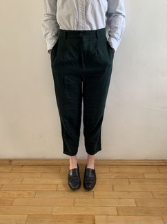 Темно-зелёные брюки чинос zara