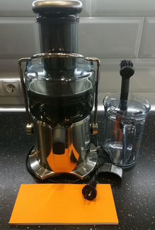 Соковыжималка Bork S511