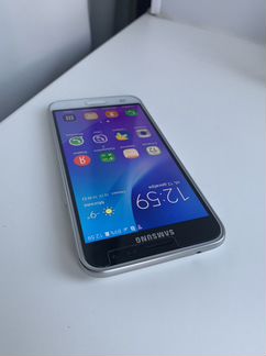 Телефон Samsung J3 Новый