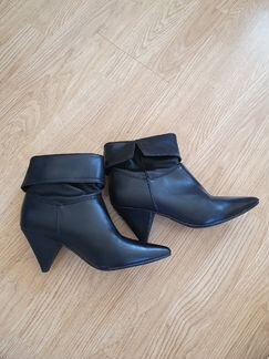 Ботинки на каблуке