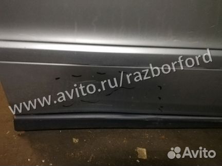 Дверь передняя правая Volvo S60 серебро
